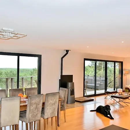 & Forest 5br & Pool Vila