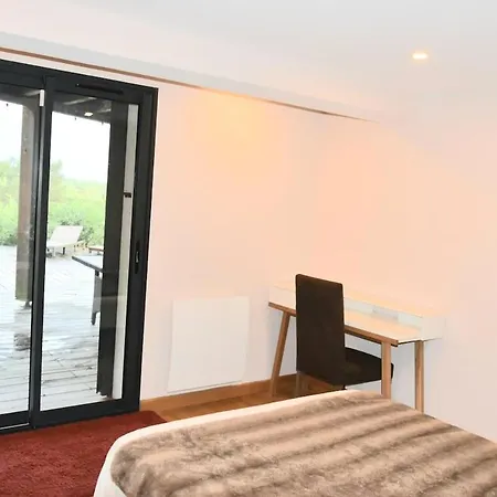 Vila & Forest 5br & Pool *